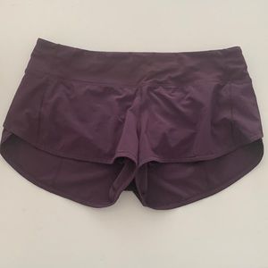 Lululemon Plum 2.5” Speed Up Short, Size 8
